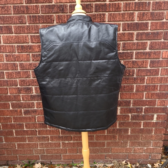 Quilted leather vest - Picture 5 of 10